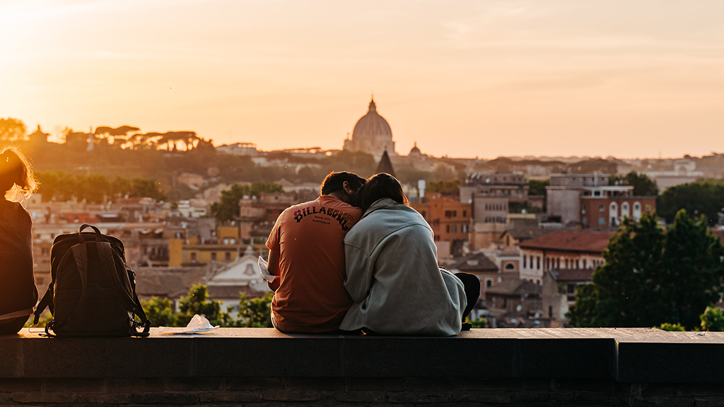 Pareja en Roma, Italia